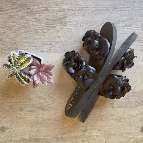 JEFFREY CAMPBELL Rosebud double strap black slide - Picture 13 of 16